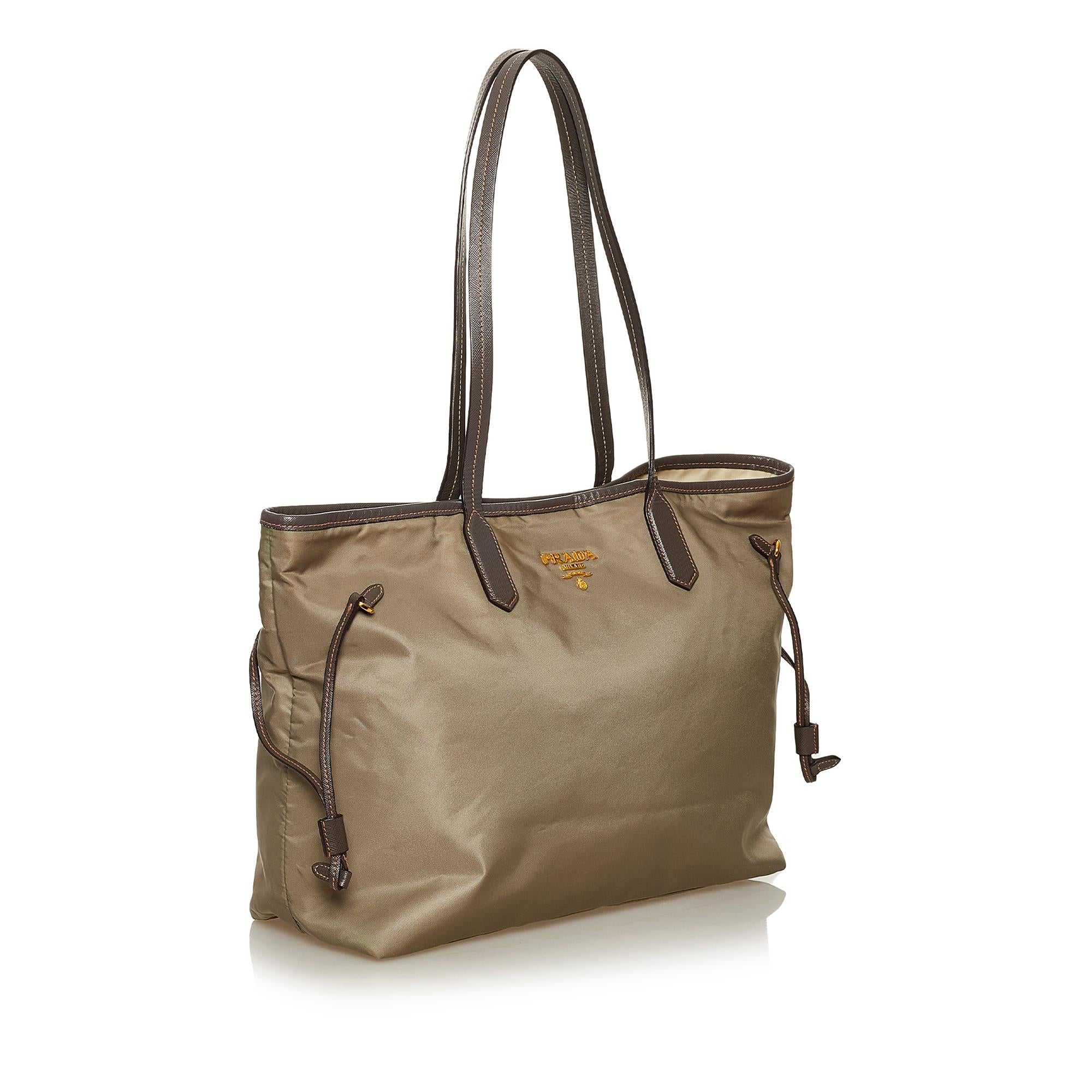 Prada Tessuto Tote Bag (SHG-28991)