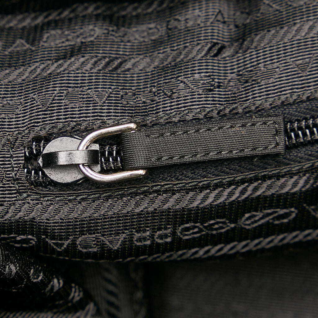 Prada Tessuto Tote Bag (SHG-29252)