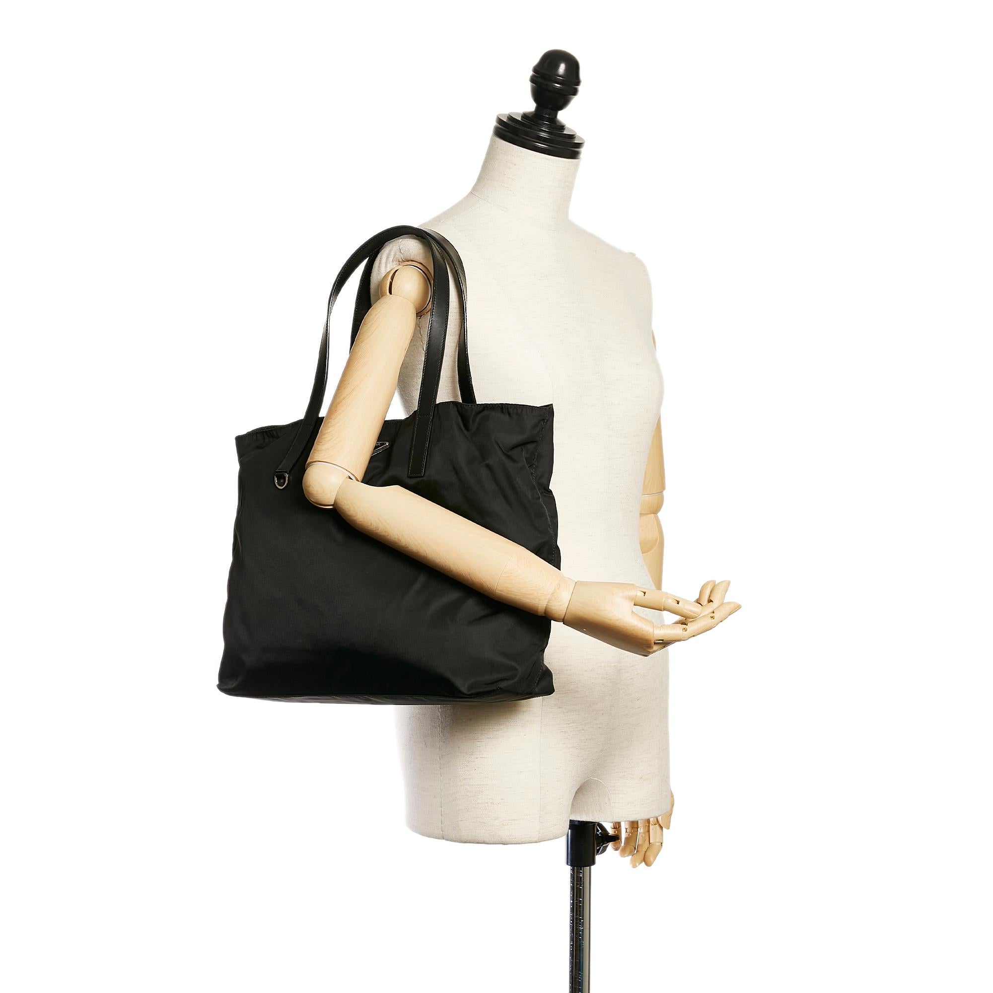 Prada Tessuto Tote Bag (SHG-29252)