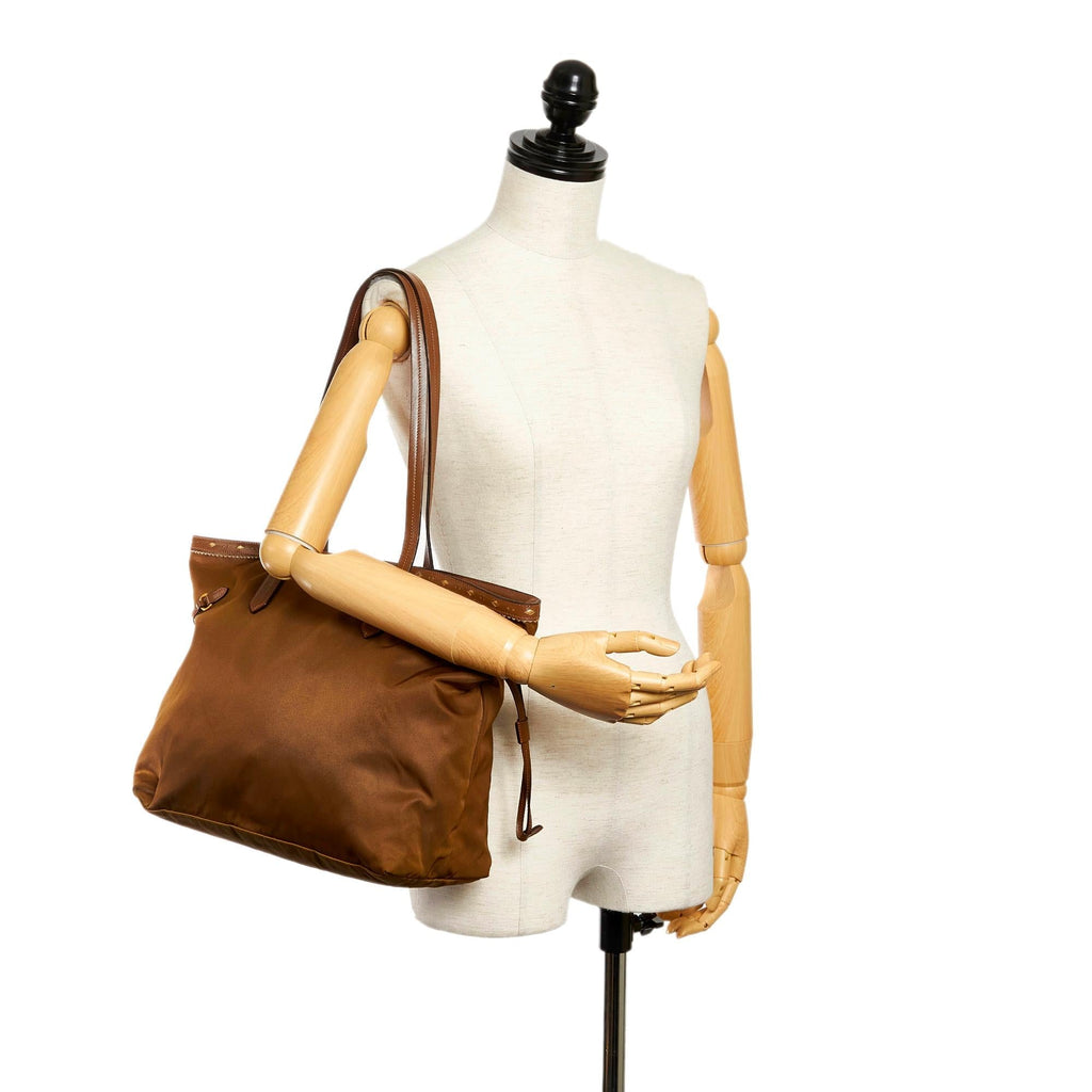 Prada Tessuto Tote Bag (SHG-30114)