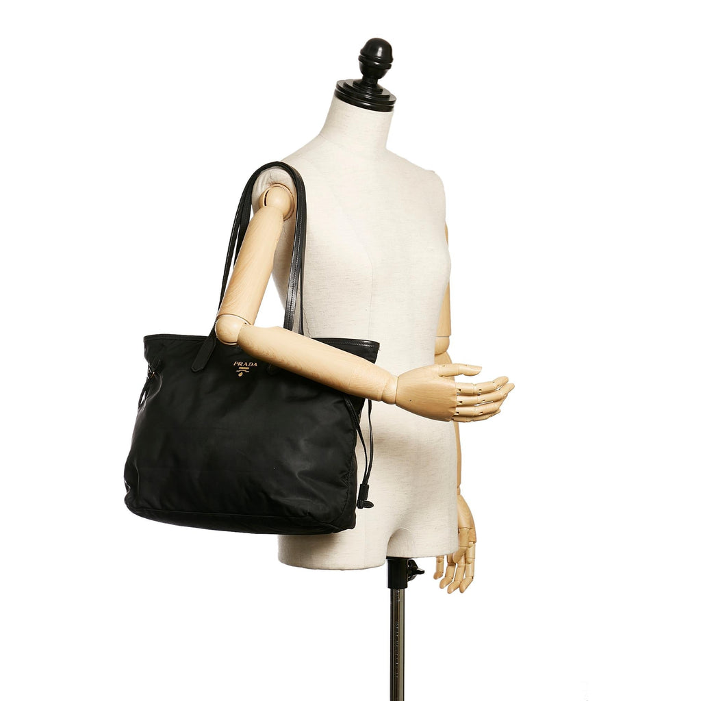 Prada Tessuto Tote Bag (SHG-30253)