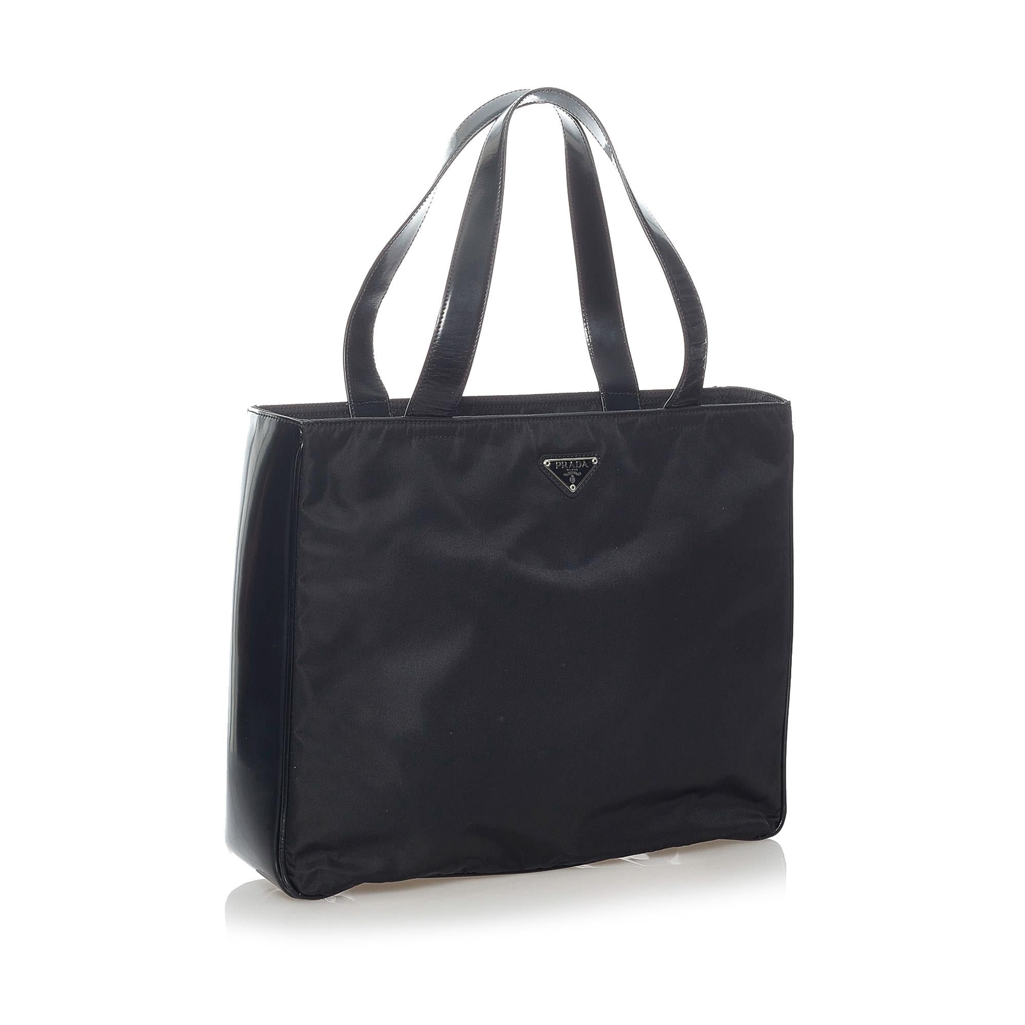 Prada Tessuto Tote Bag (SHG-30583)