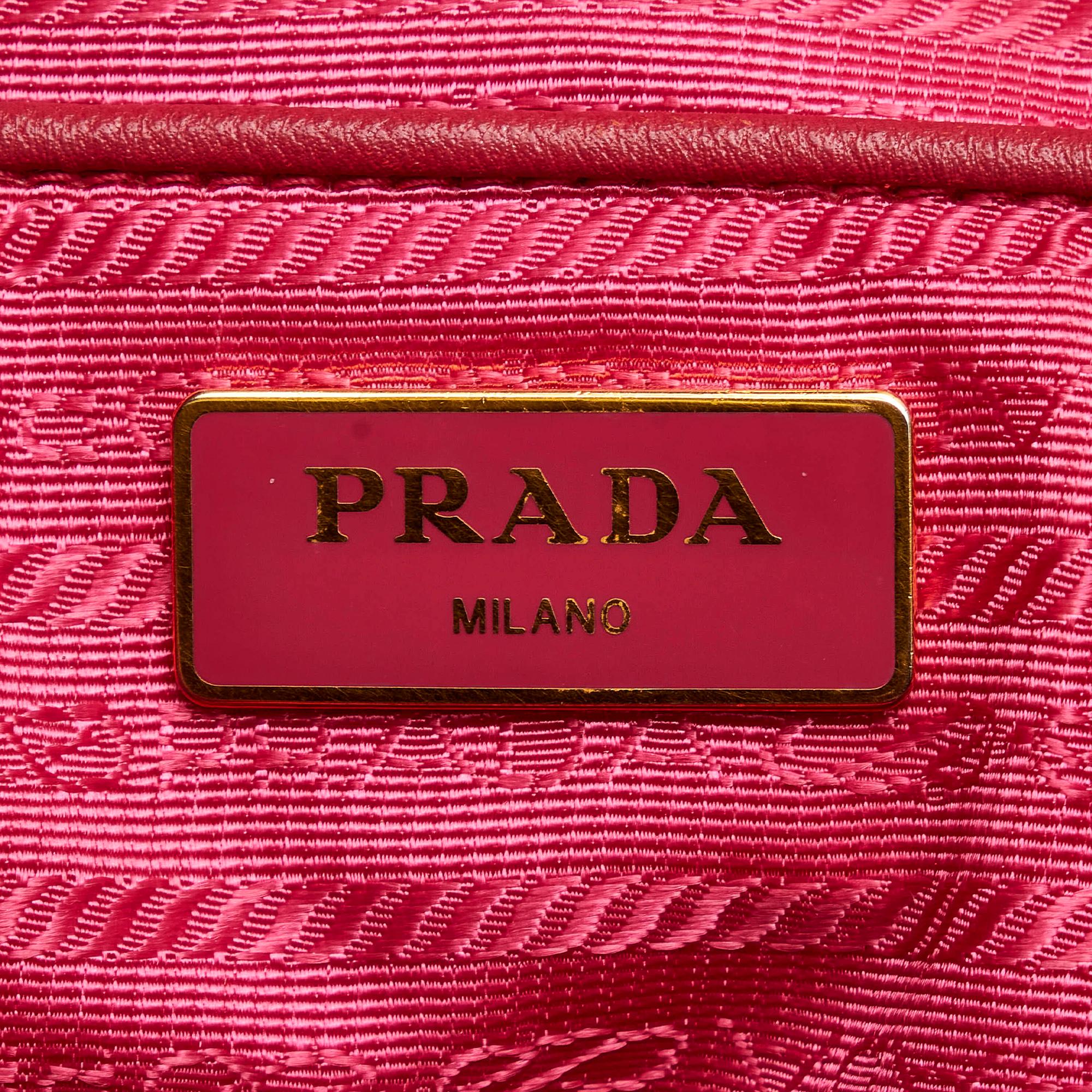 Prada Tessuto Tote Bag (SHG-30794)
