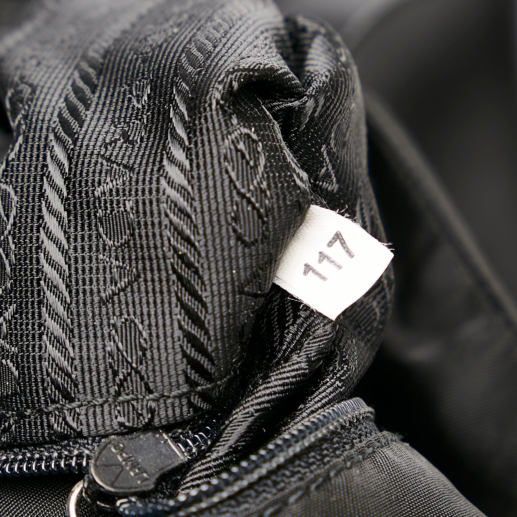 Prada Tessuto Tote Bag (SHG-31277)