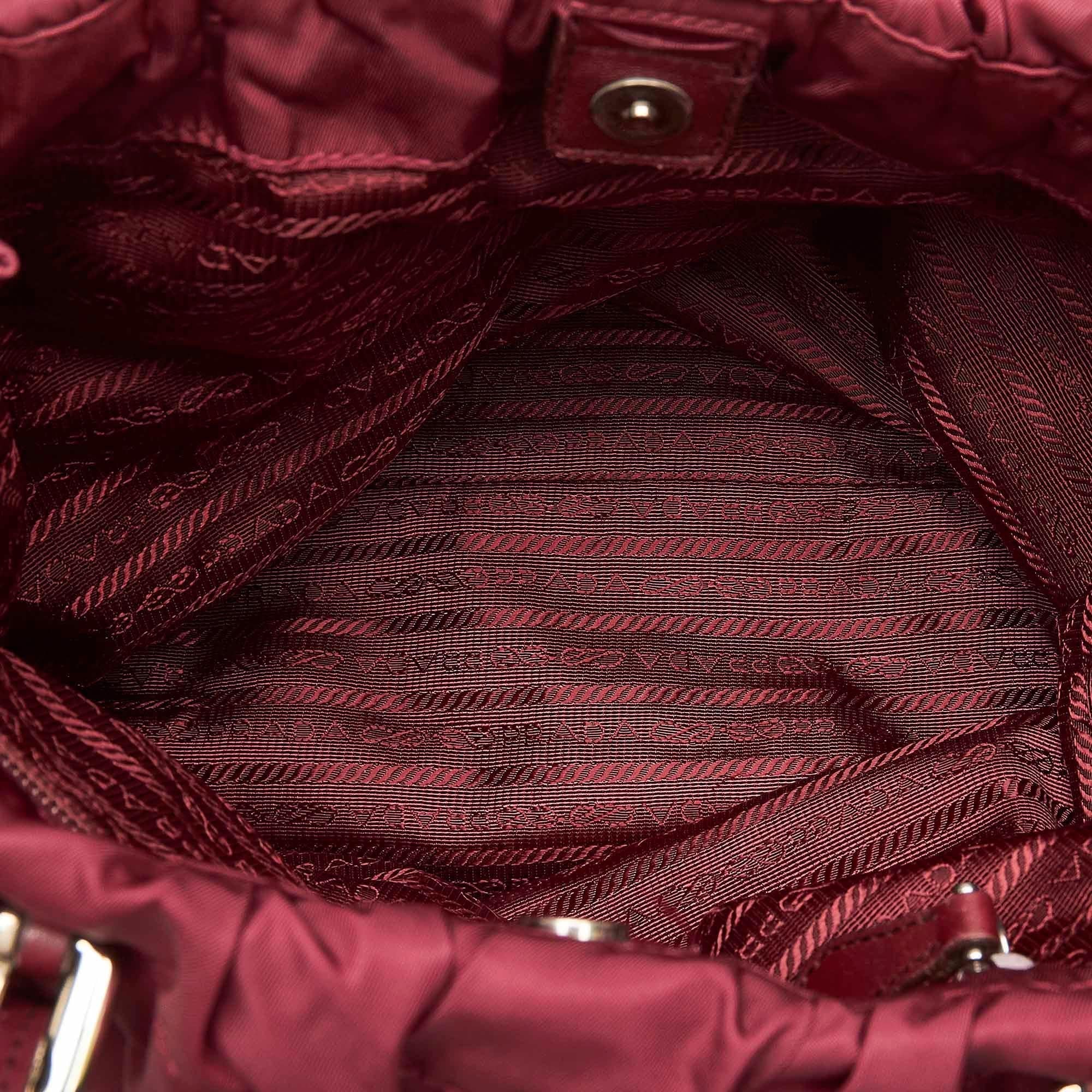 Prada Tessuto Tote Bag (SHG-32502)