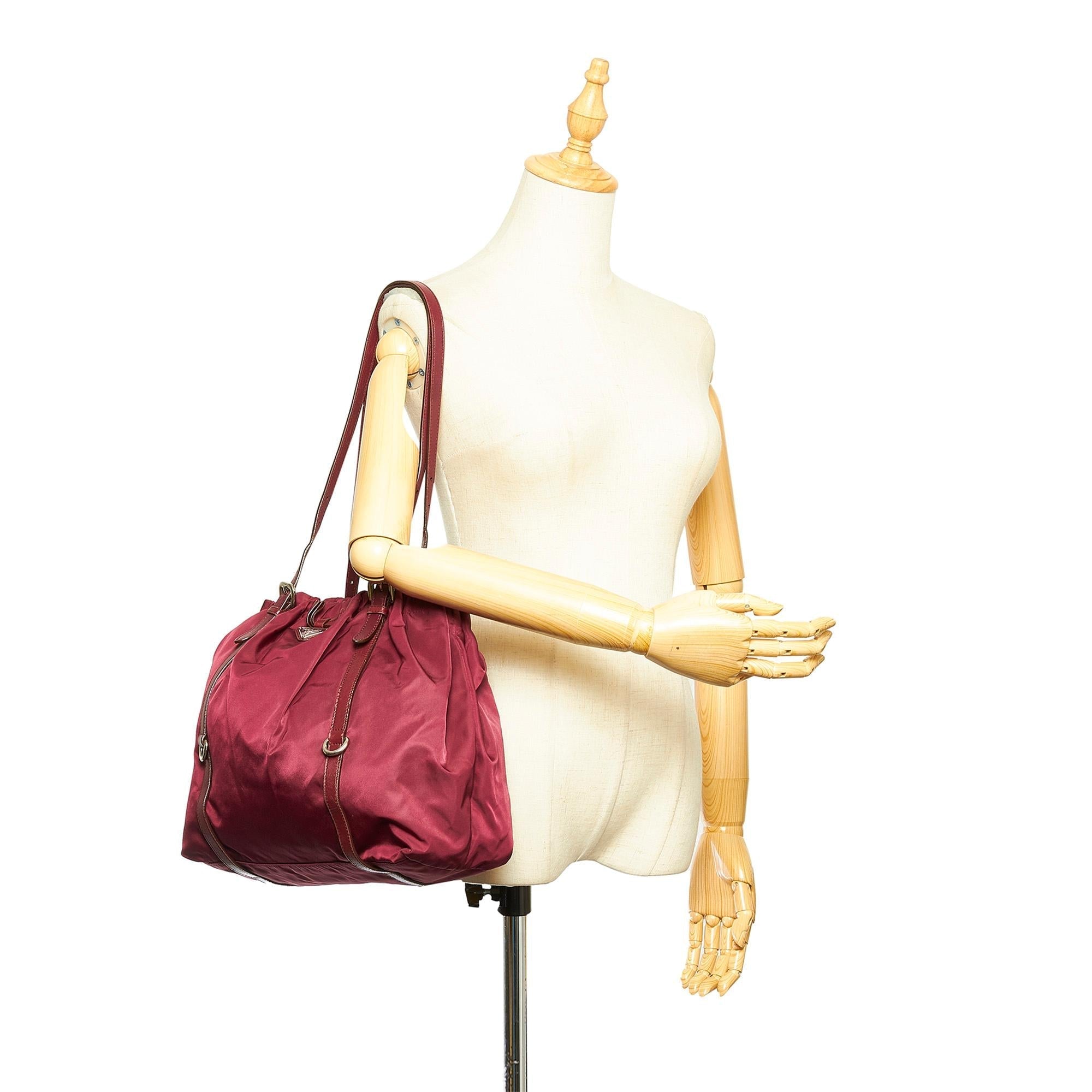 Prada Tessuto Tote Bag (SHG-32502)