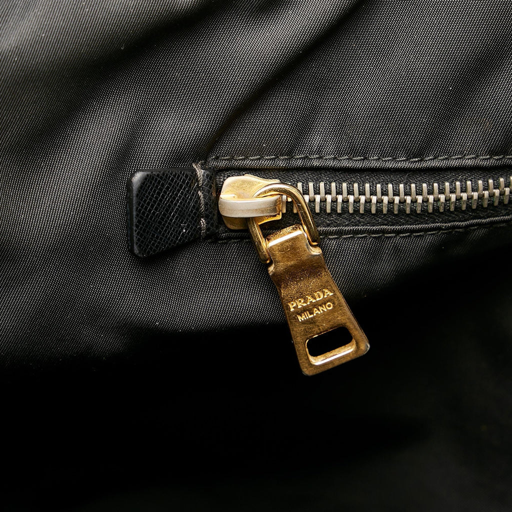 Prada Tessuto Tote Bag (SHG-32857)