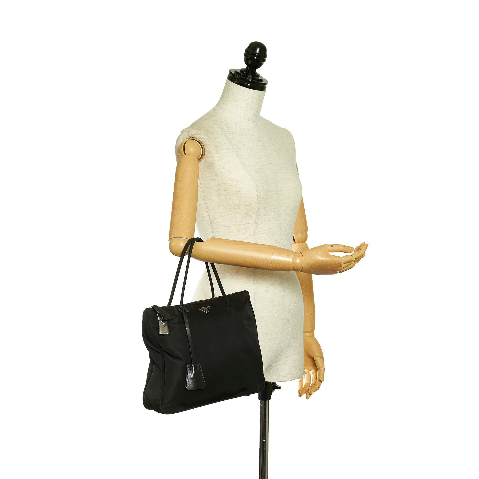 Prada Tessuto Tote Bag (SHG-32943)