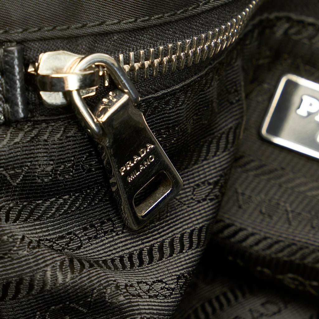Prada Tessuto Tote Bag (SHG-33864)