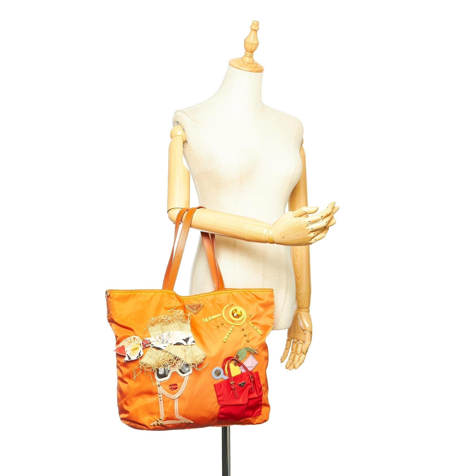 Prada Tessuto Tote Bag (SHG-33884)