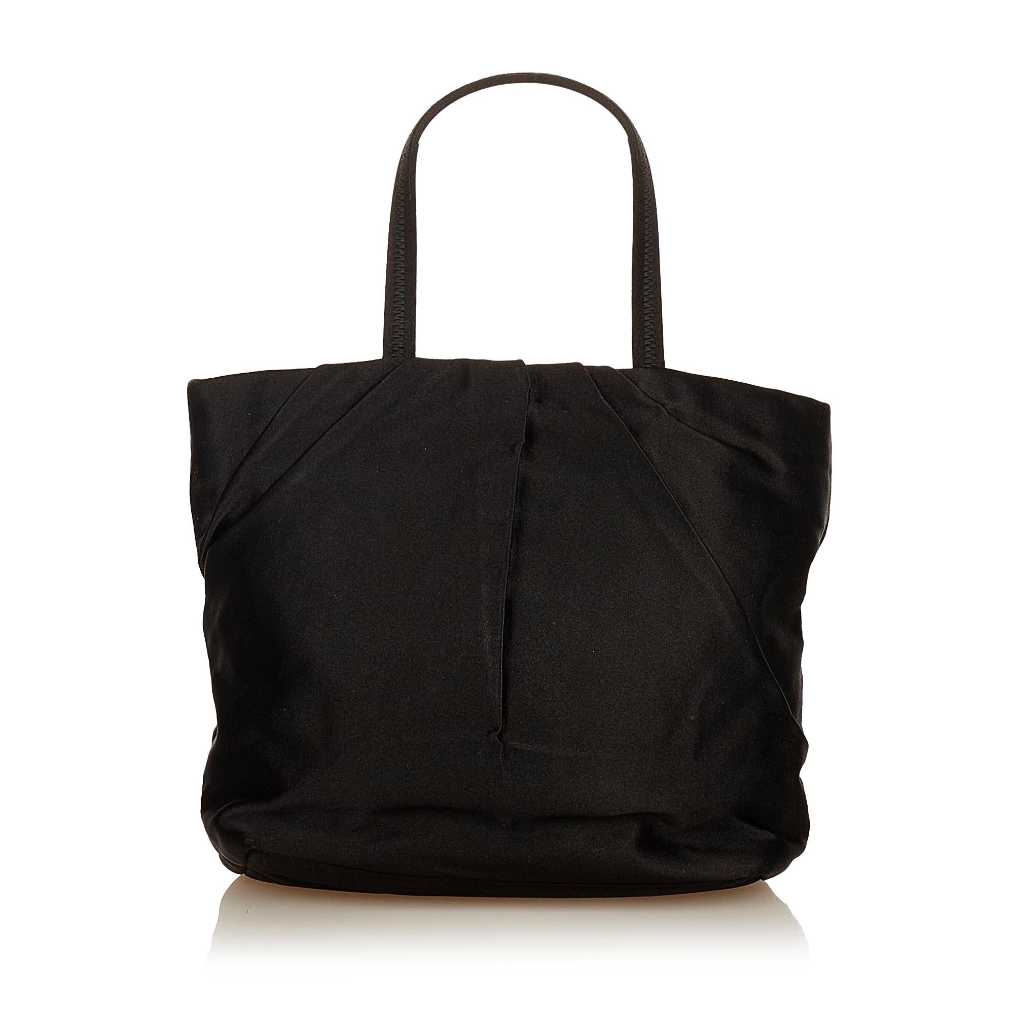 Prada Tessuto Tote Bag (SHG-34050)