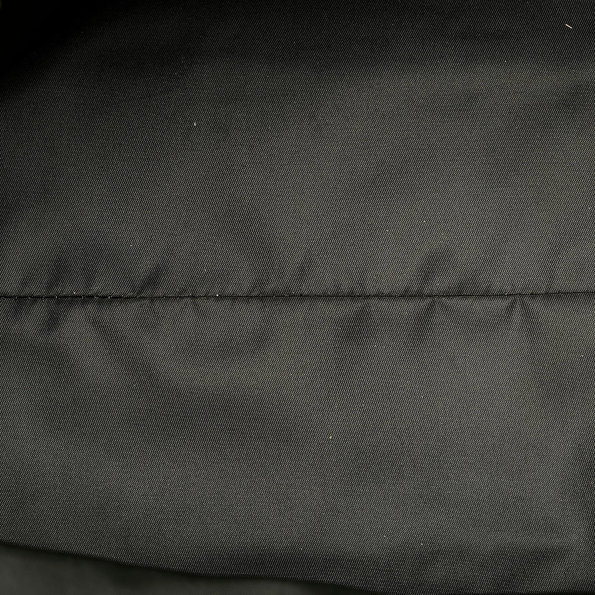 Prada Tessuto Tote Bag (SHG-34055)
