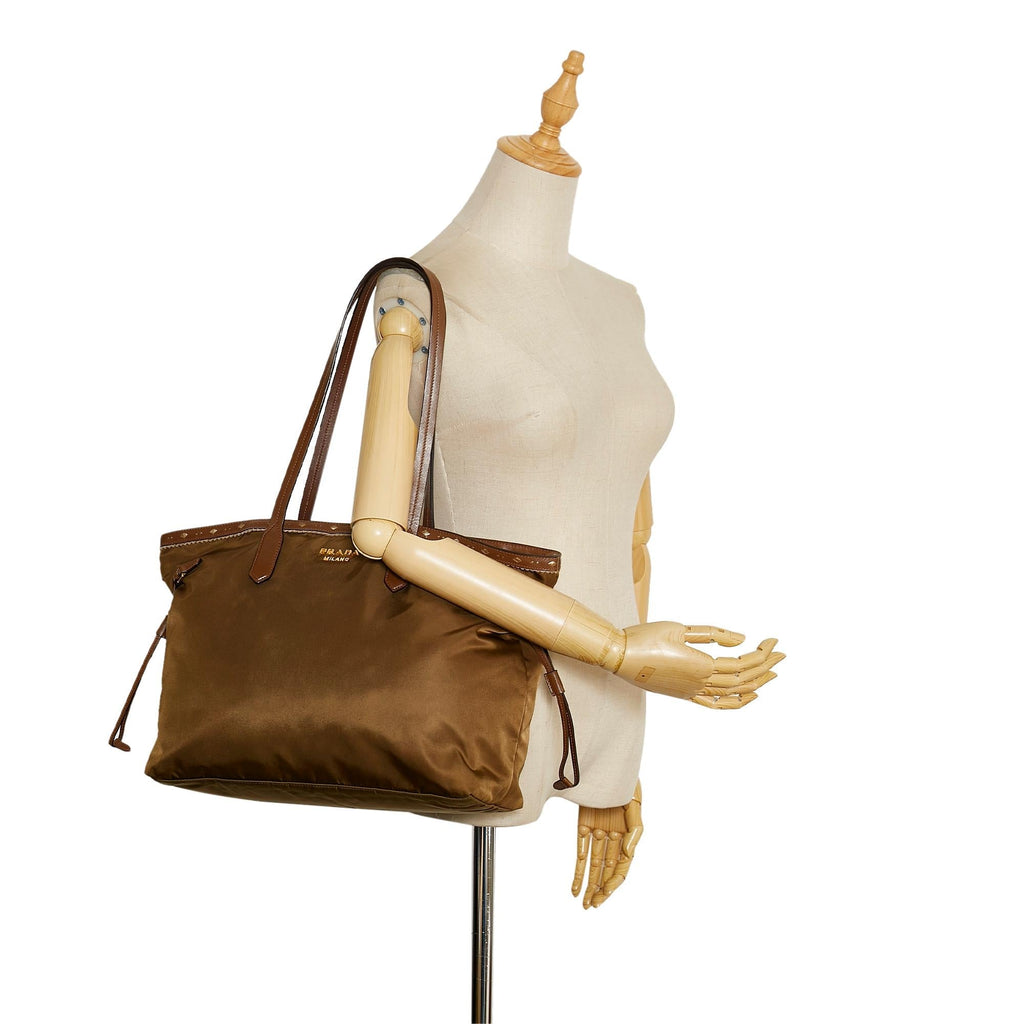 Prada Tessuto Tote Bag (SHG-35467)