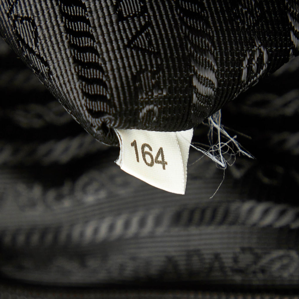 Prada Tessuto Tote Bag (SHG-36086)