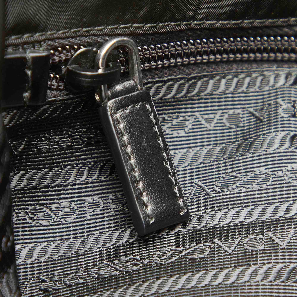 Prada Tessuto Tote Bag (SHG-36086)