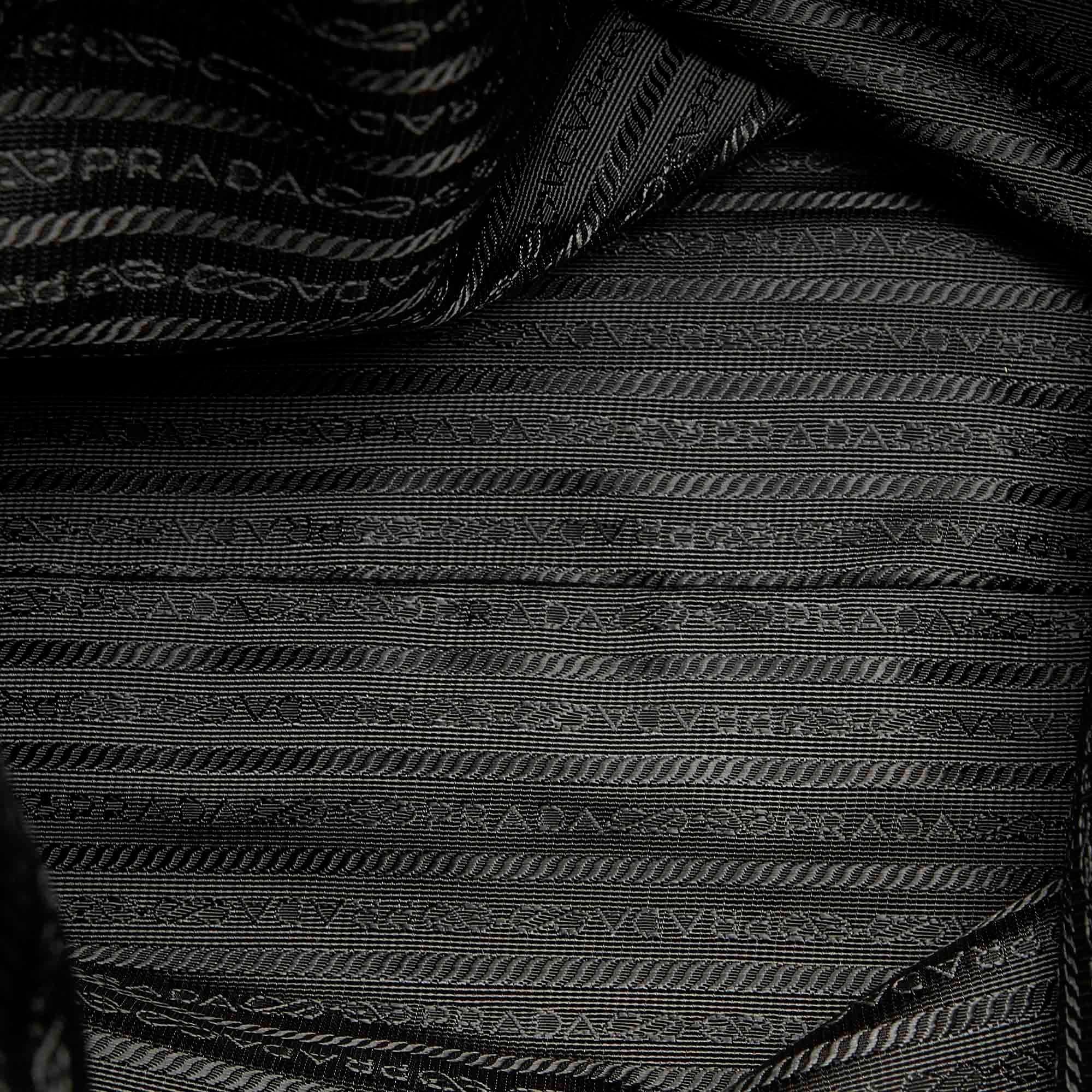 Prada Tessuto Tote Bag (SHG-36086)