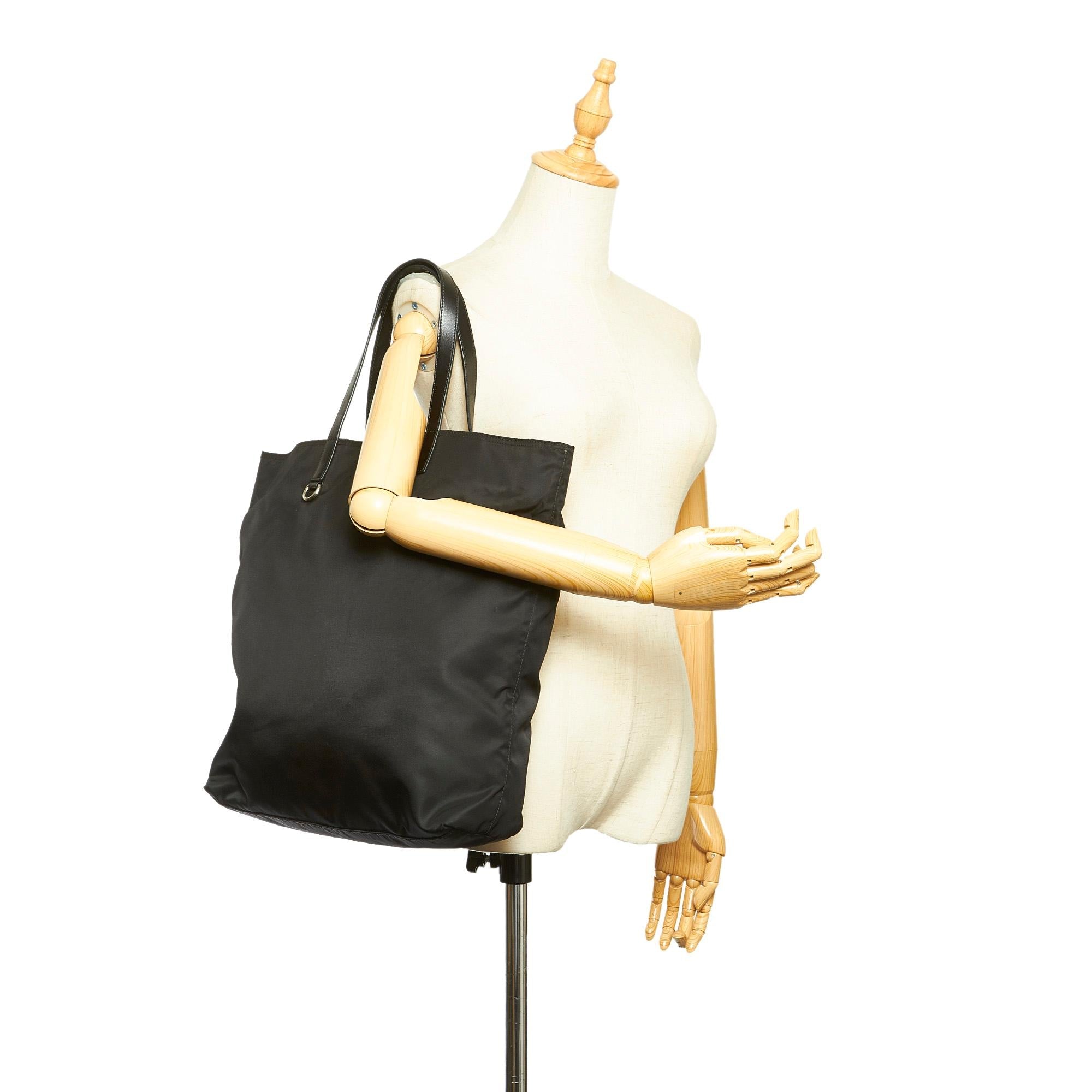 Prada Tessuto Tote Bag (SHG-36086)