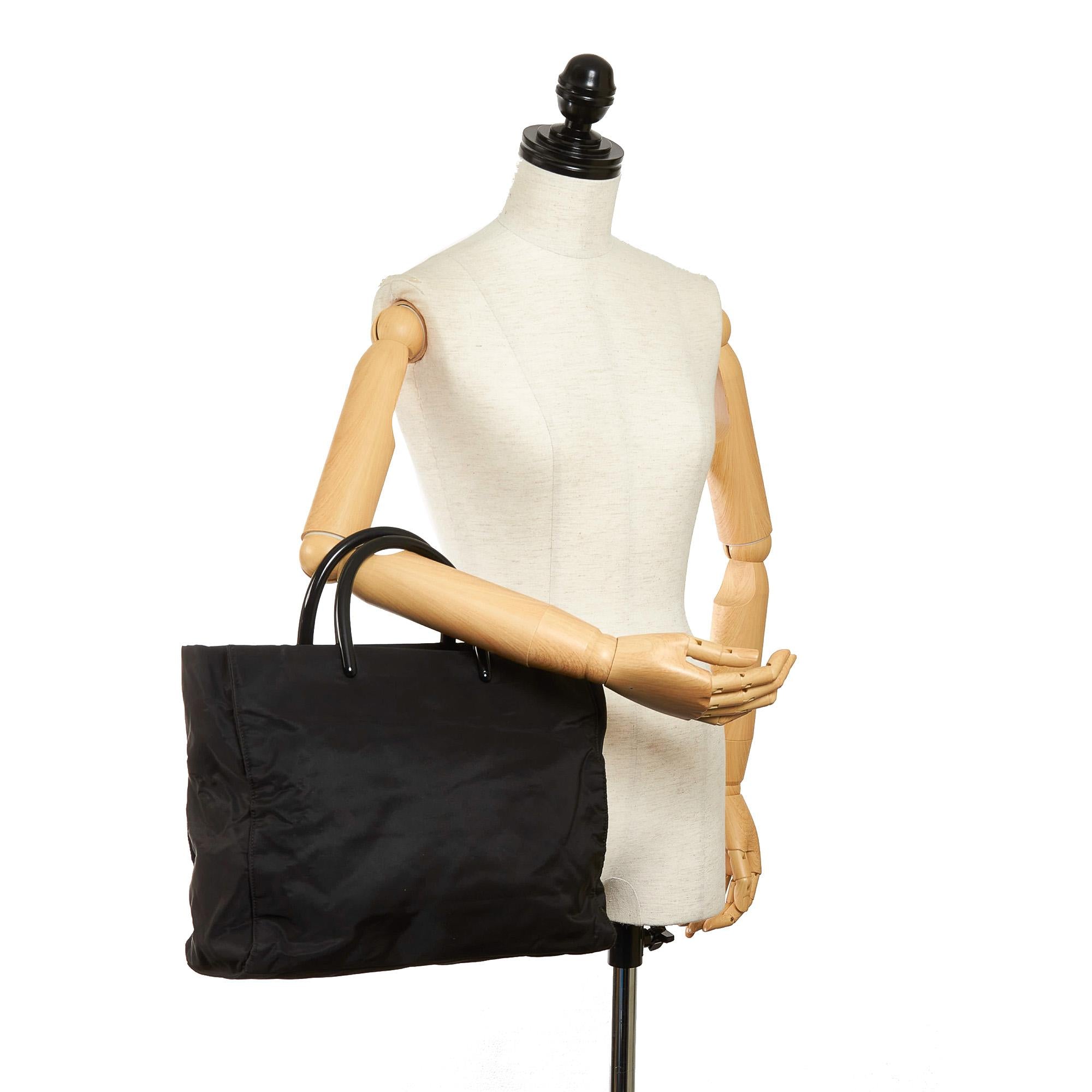 Prada Tessuto Tote Bag (SHG-36092)