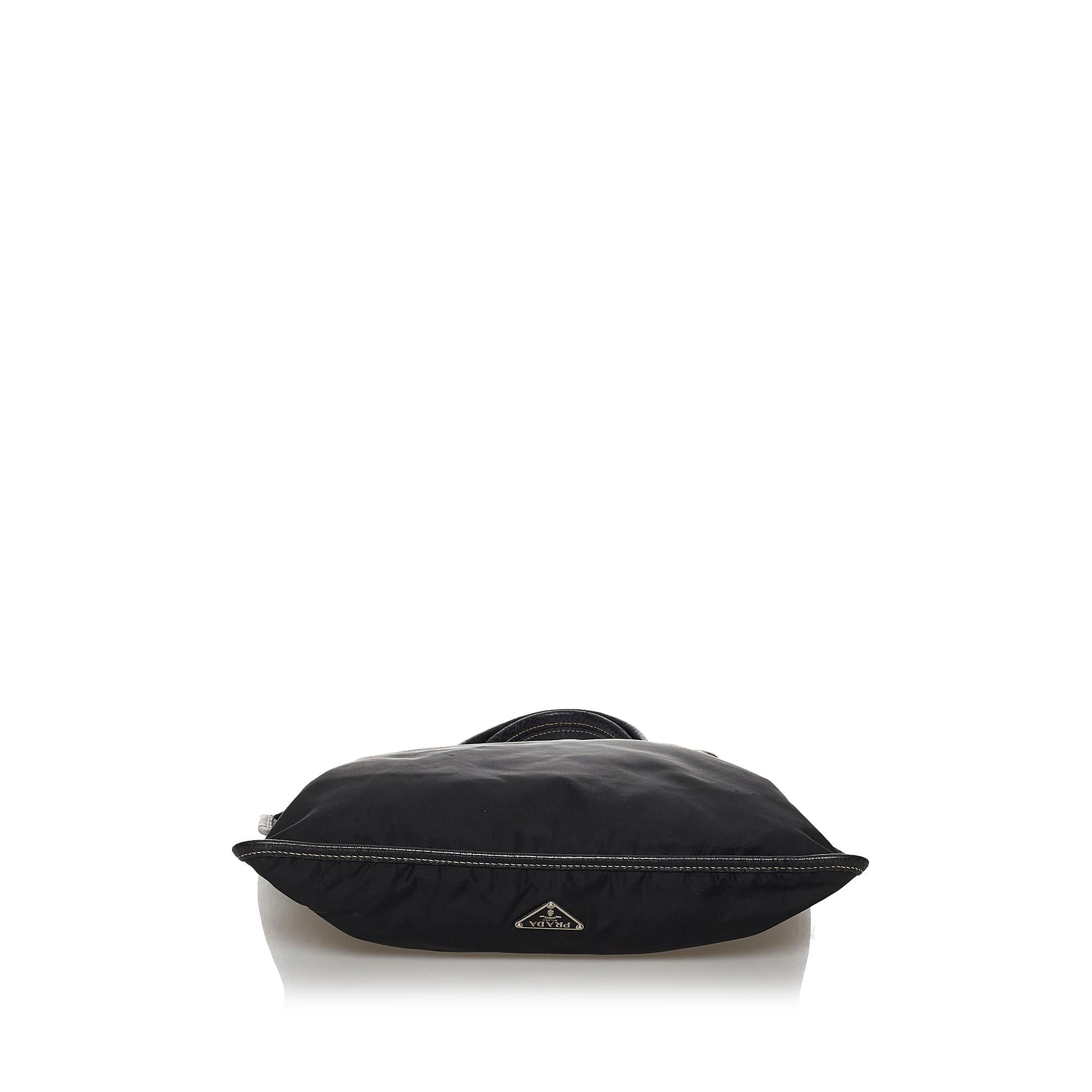 Prada Tessuto Tote Bag (SHG-36122)