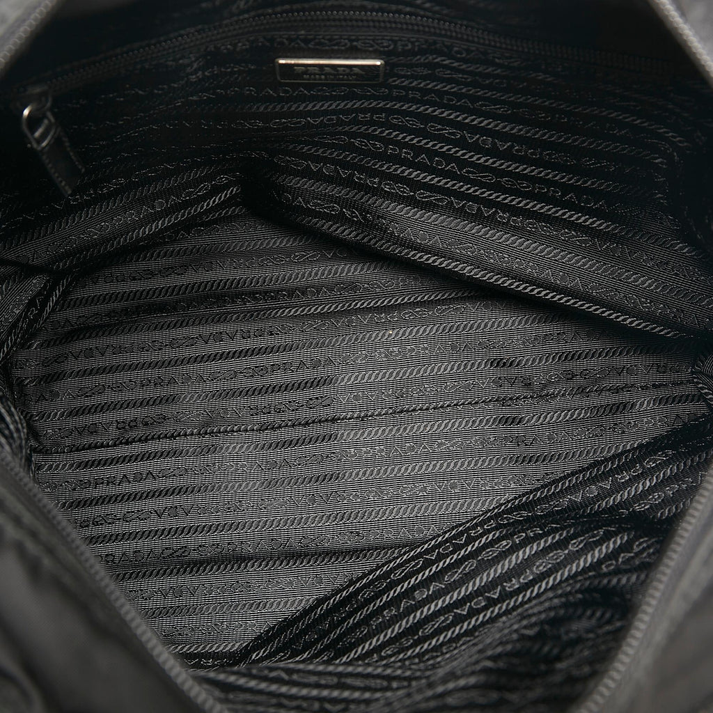 Prada Tessuto Tote Bag (SHG-CGKYiq)