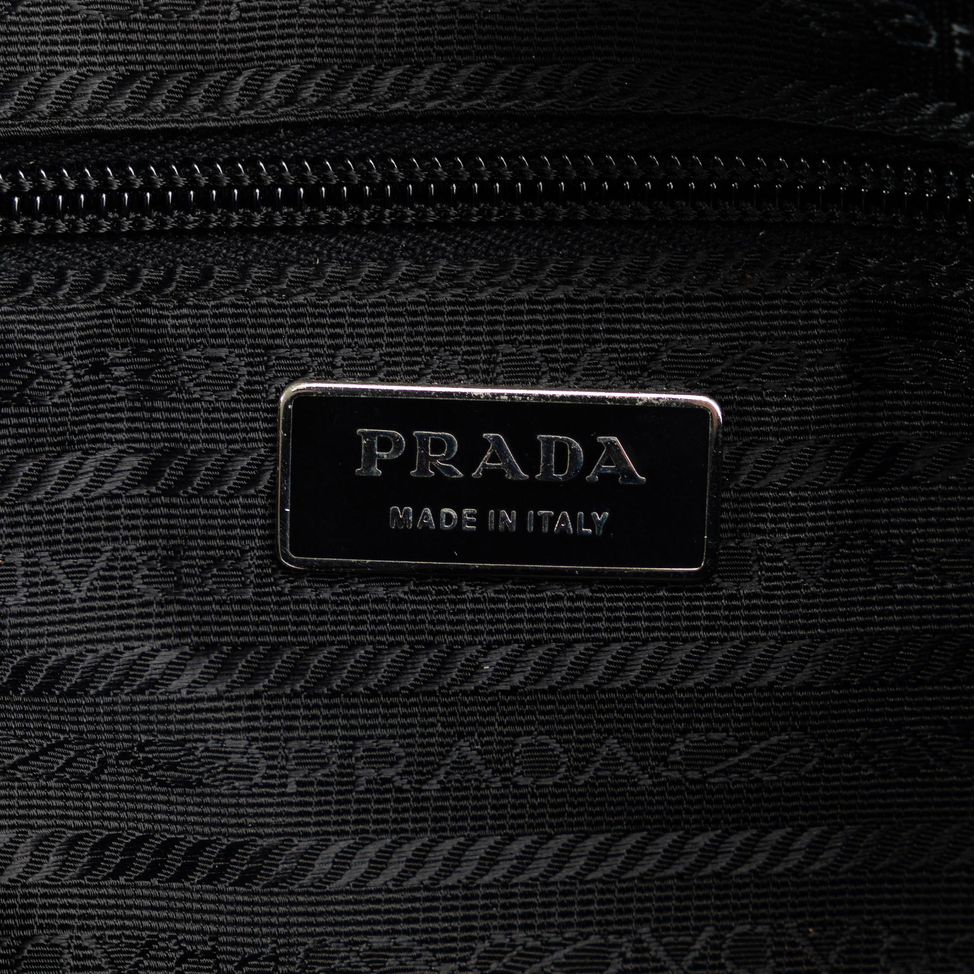 Prada Tessuto Tote Bag (SHG-yxbzP2)