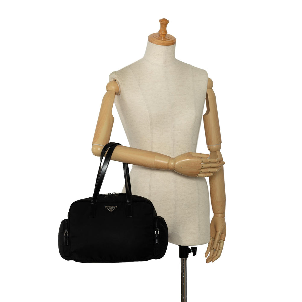 Prada Tessuto Tote Bag (SHG-yxbzP2)