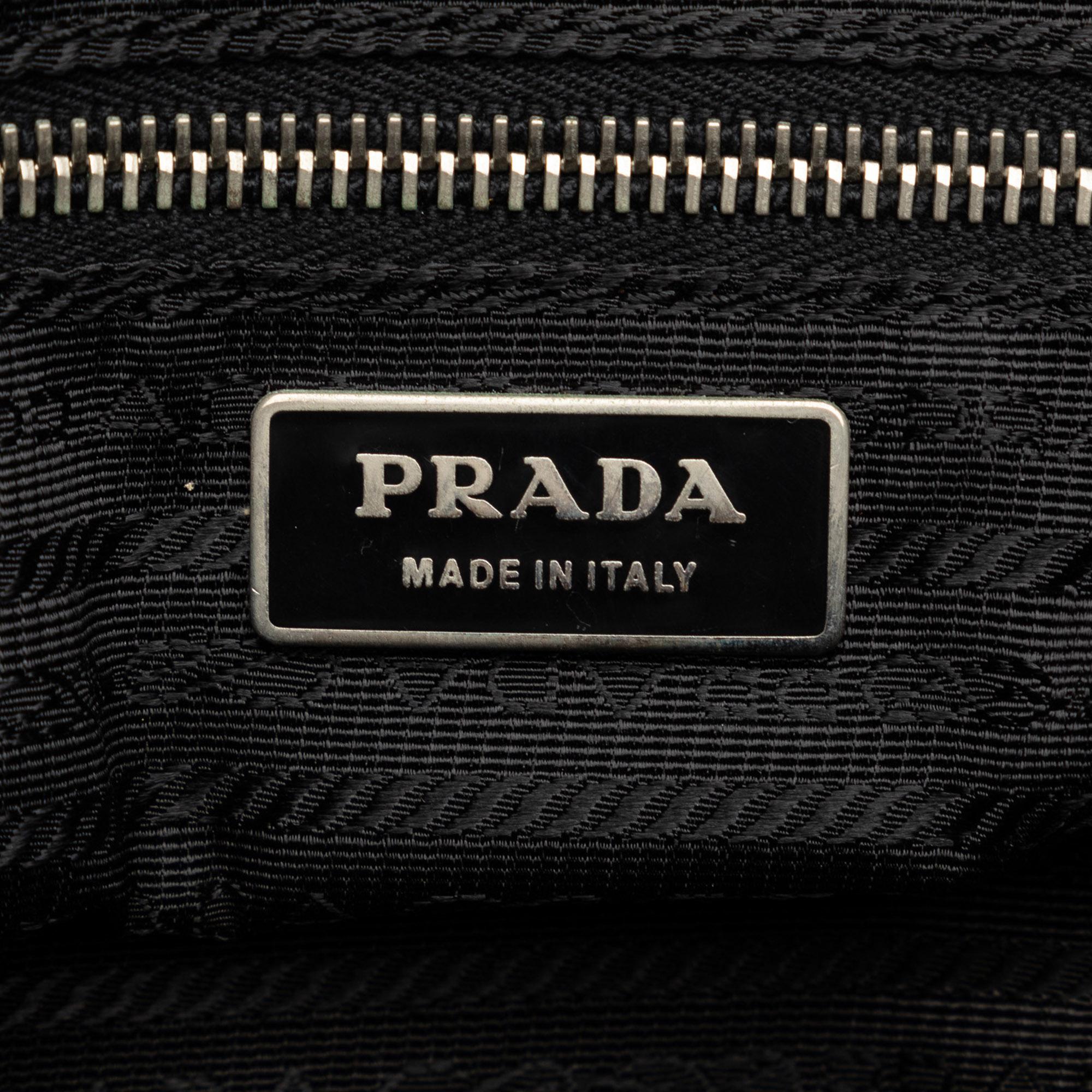 Prada Tessuto Tote Bag (SHG-vvc2hy)