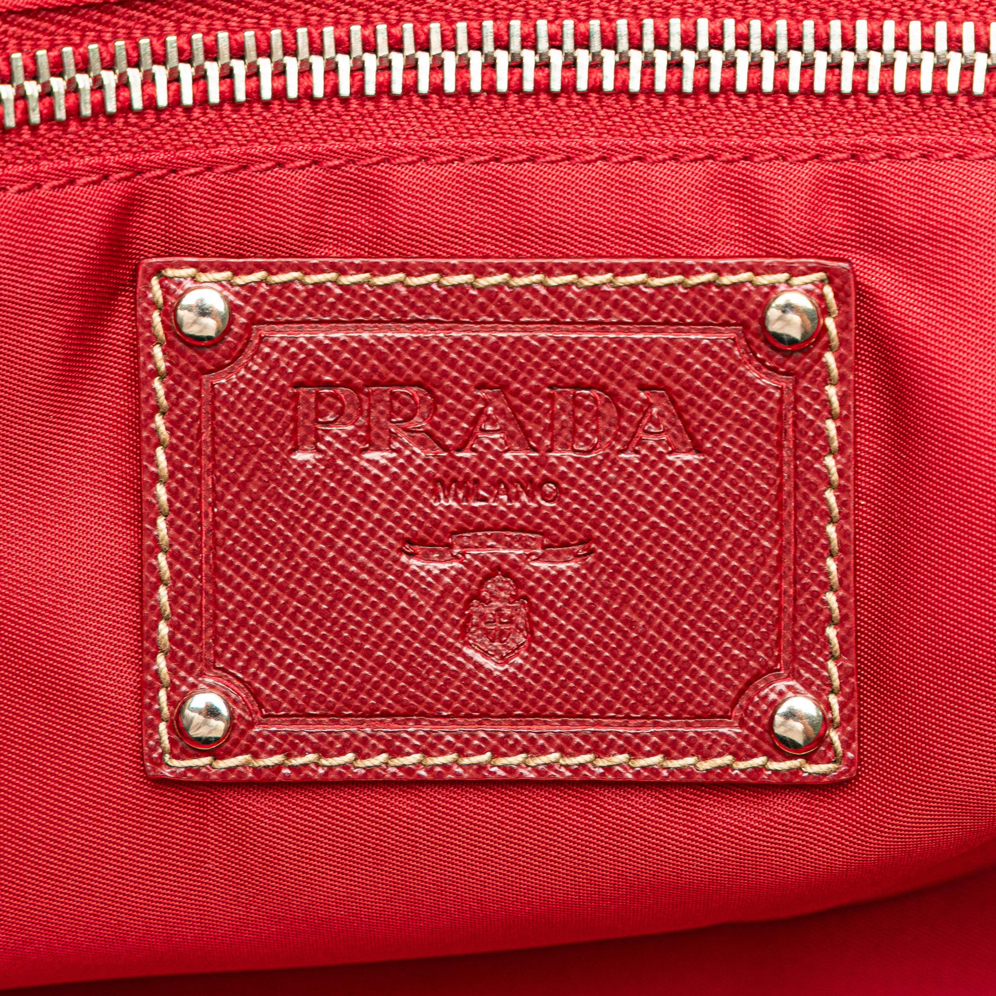 Prada Tessuto Tote Bag (SHG-vINQVp)