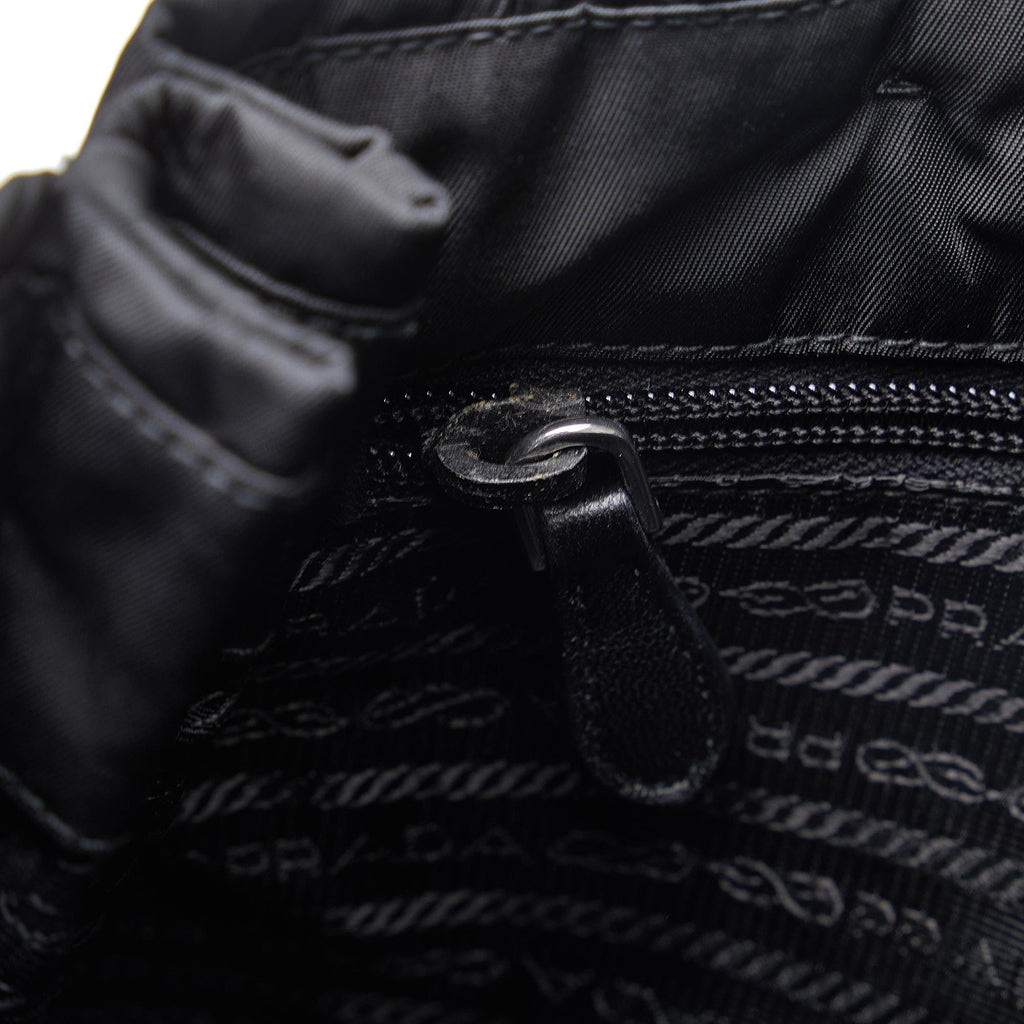 Prada Tessuto Tote (SHG-k3PAXP)