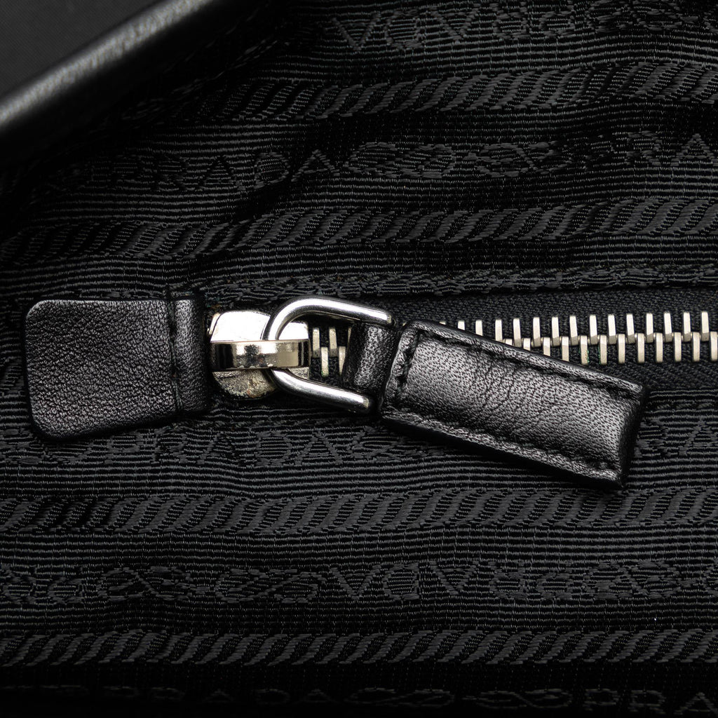 Prada Tessuto Tote (SHG-4PJFps)