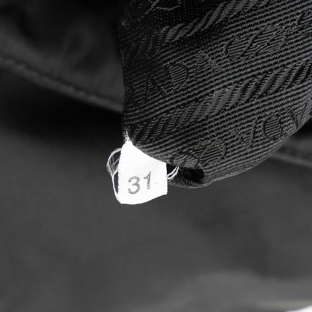 Prada Tessuto Tote (SHG-UN2GXe)