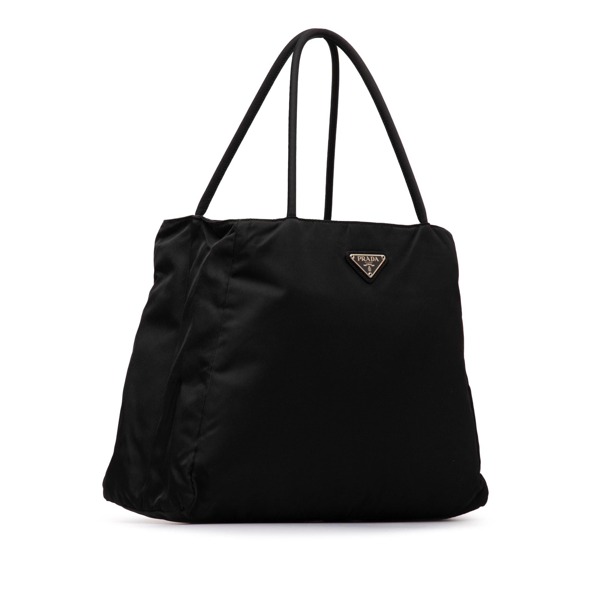 Prada Tessuto Tote (SHG-UN2GXe)