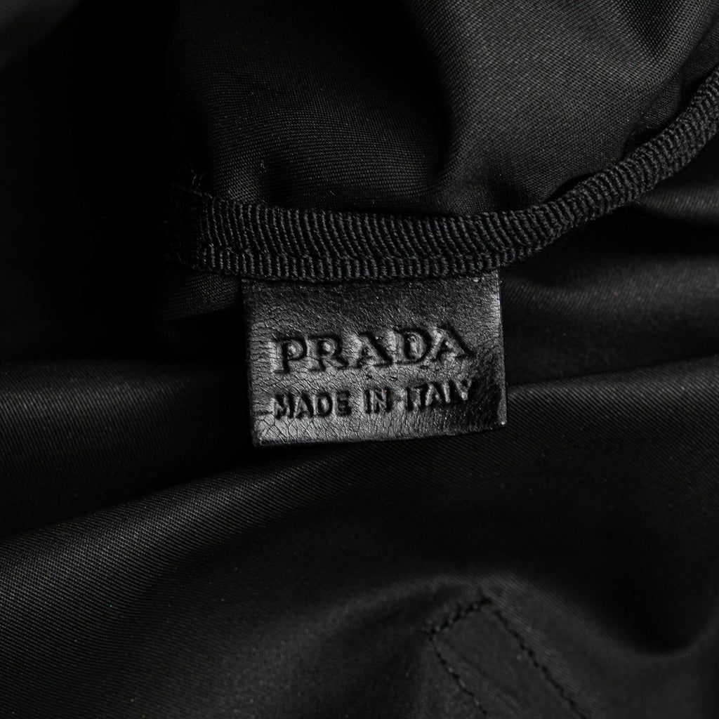 Prada Tessuto Tote (SHG-Hwv56y)