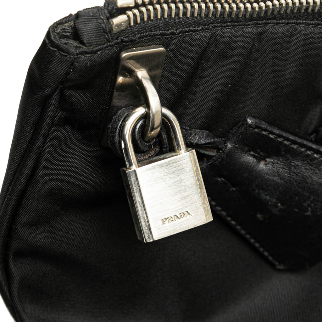 Prada Tessuto Tote (SHG-xirK6B)