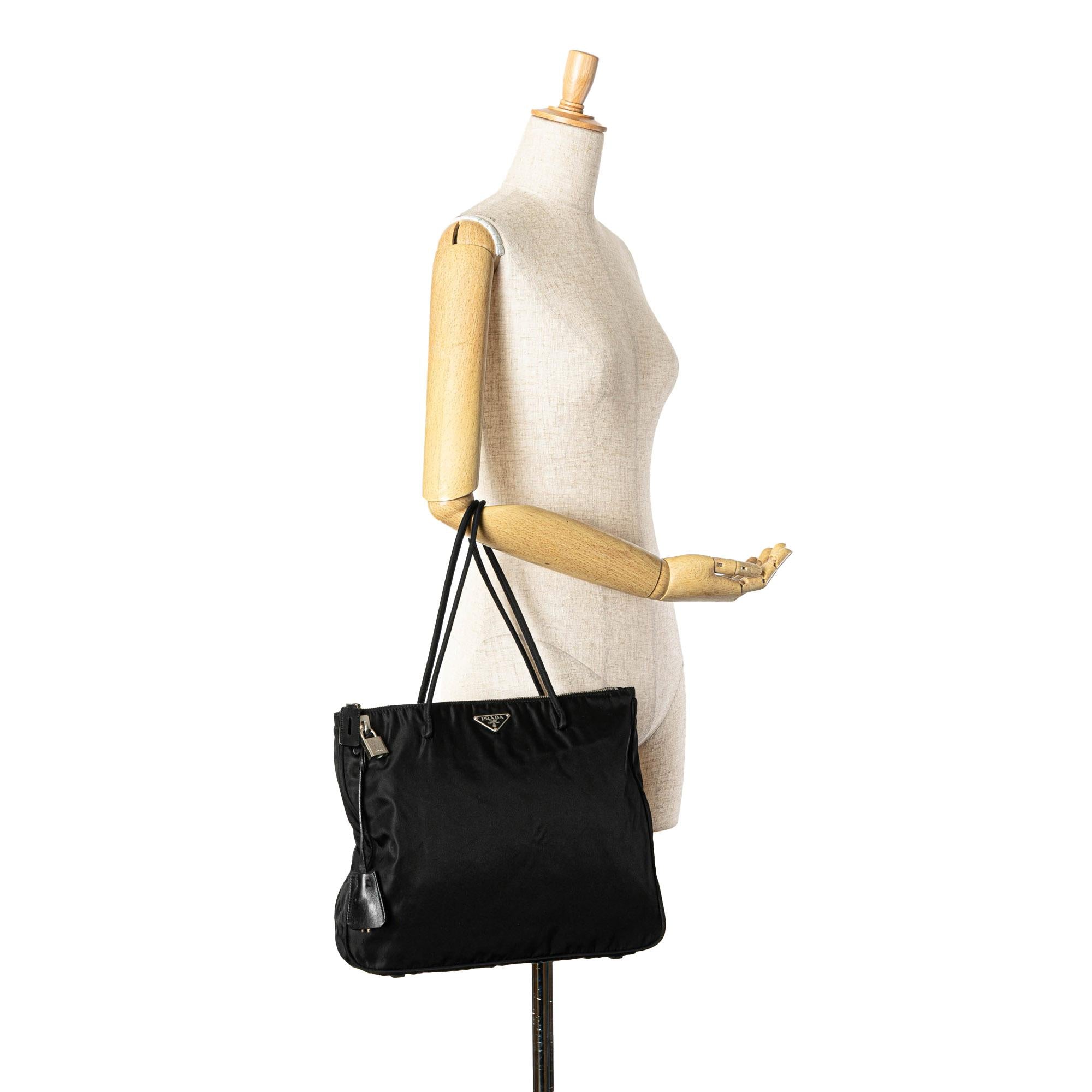 Prada Tessuto Tote (SHG-xirK6B)