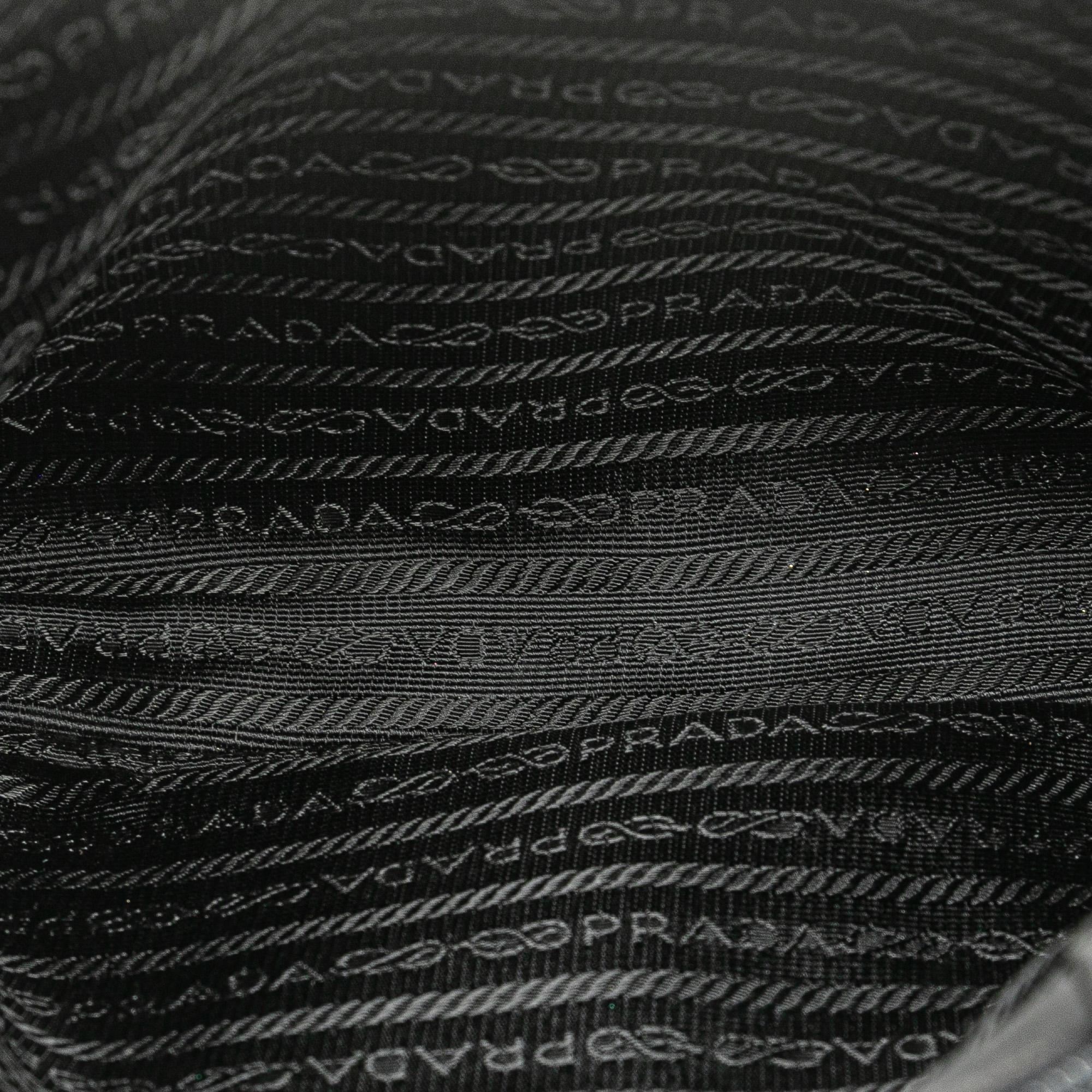 Prada Tessuto Tote (SHG-Zxfj6q)
