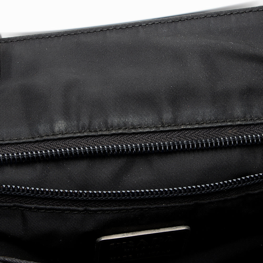 Prada Vintage Tessuto Lucite Handle Tote (SHF-18262)