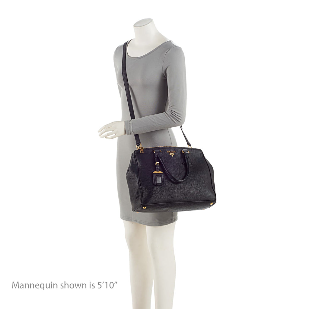 Prada Vitello Daino Double Zip Medium Tote (SHF-Ve4tnw)