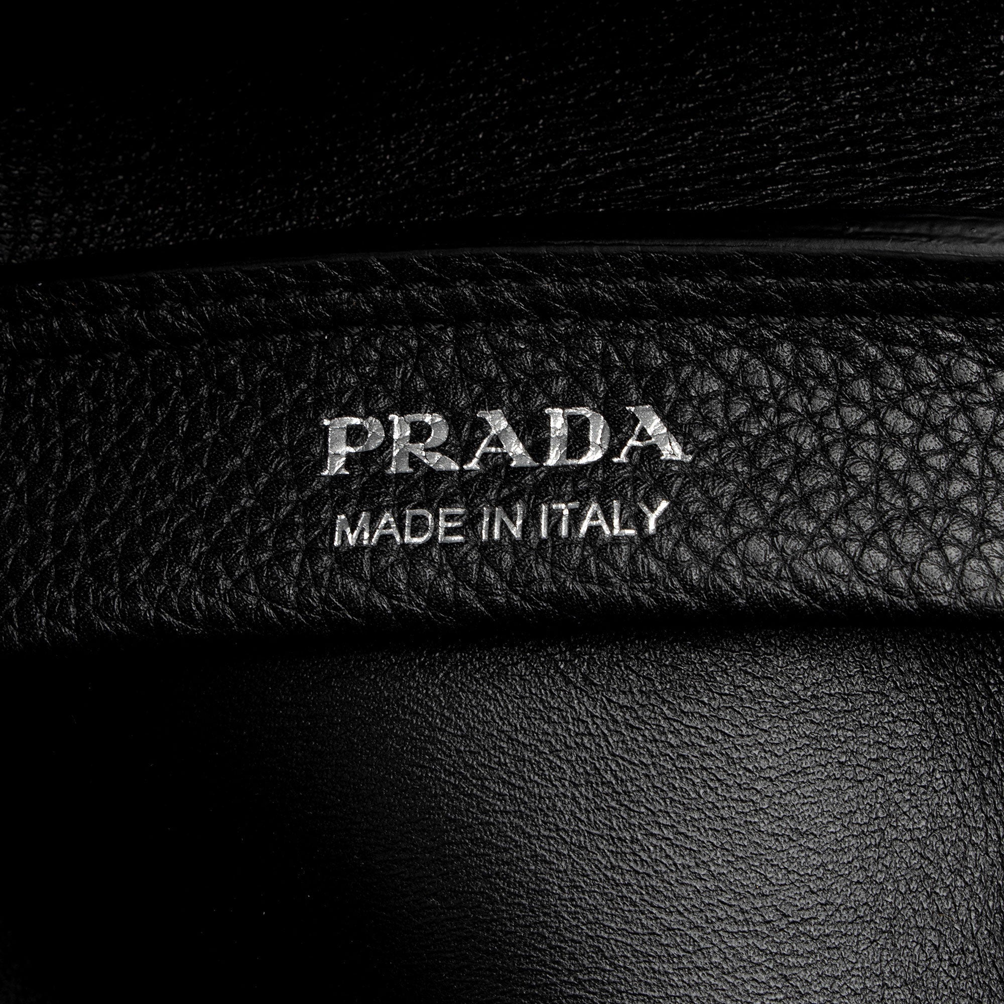 Prada Vitello Daino Dynamique Tote (SHF-db2hWK)