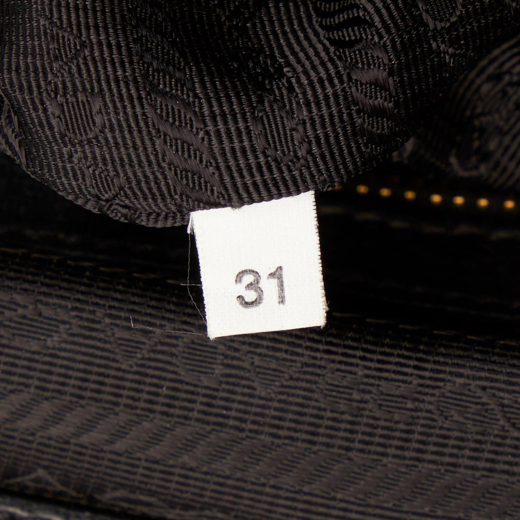 Prada Vitello Daino Frame Tote Bag (SHG-29025)