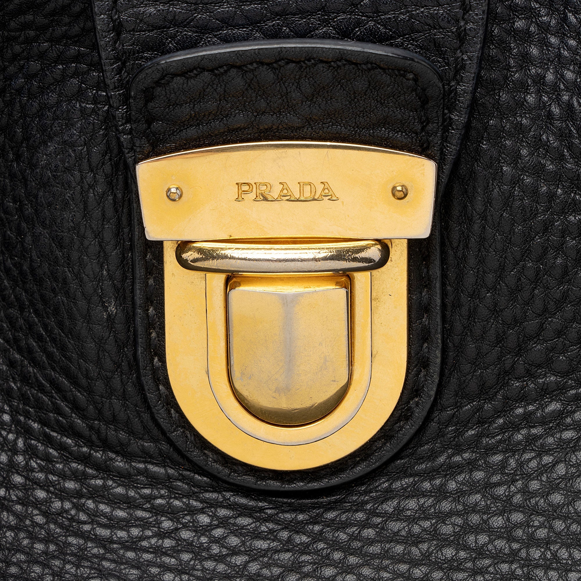 Prada Vitello Daino Leather Pushlock Tote (SHF-hBazVI)