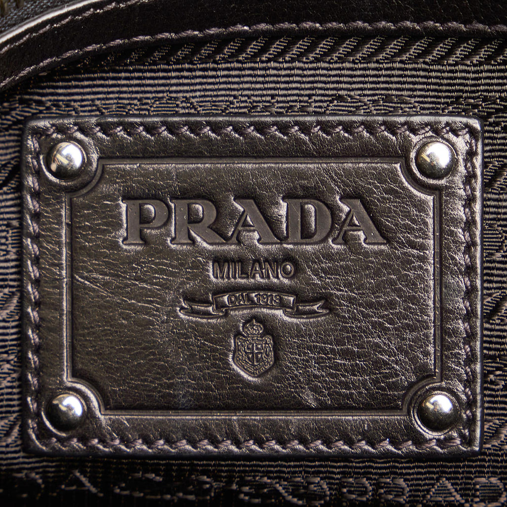 Prada Vitello Daino Leather Tote Bag (SHG-32029)