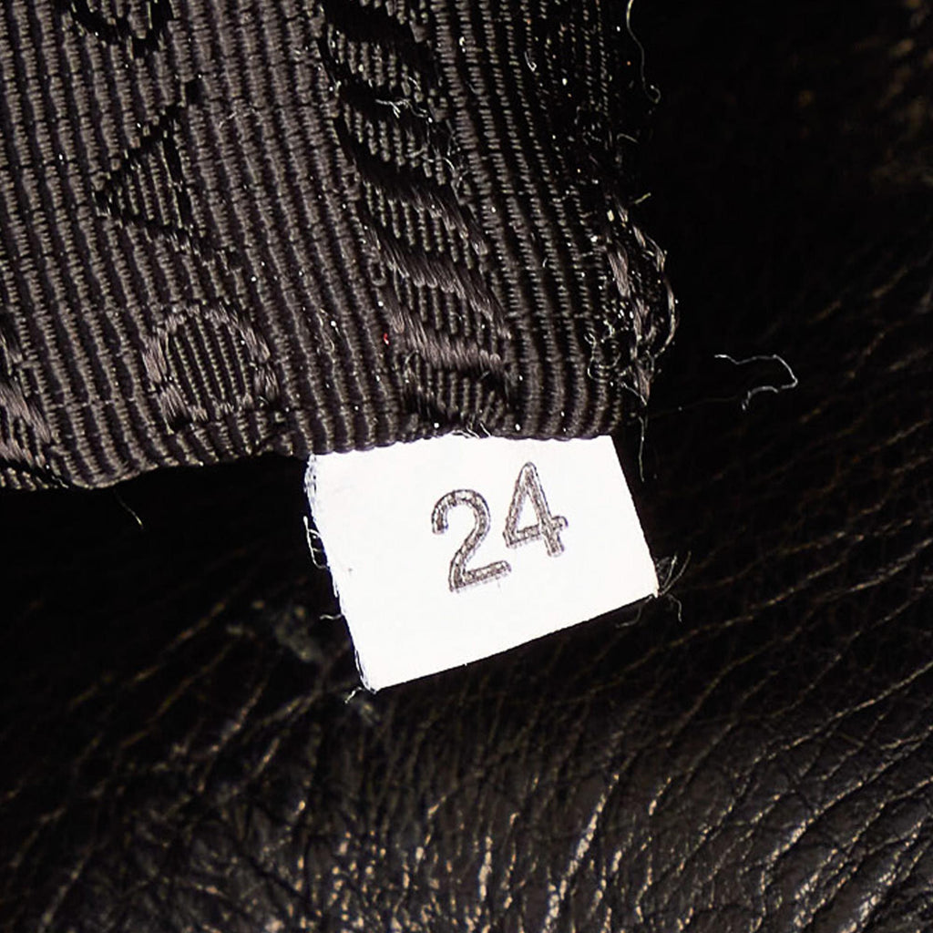 Prada Vitello Daino Leather Tote Bag (SHG-32029)