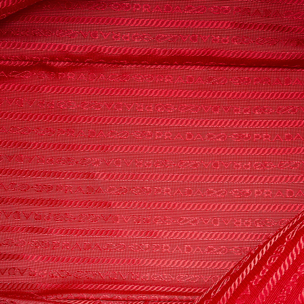 Prada Vitello Daino Leather Tote Bag (SHG-33945)