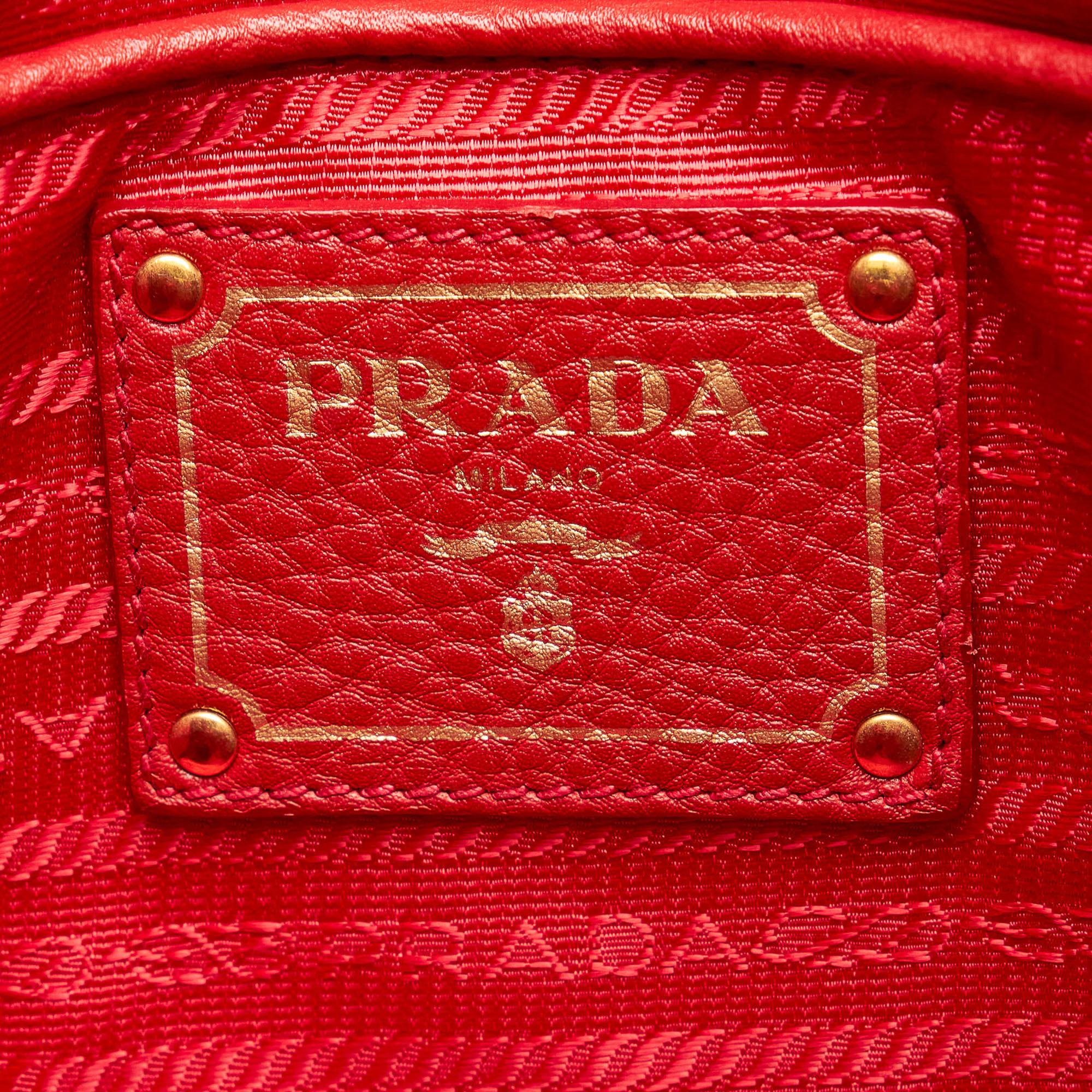 Prada Vitello Daino Leather Tote Bag (SHG-33945)