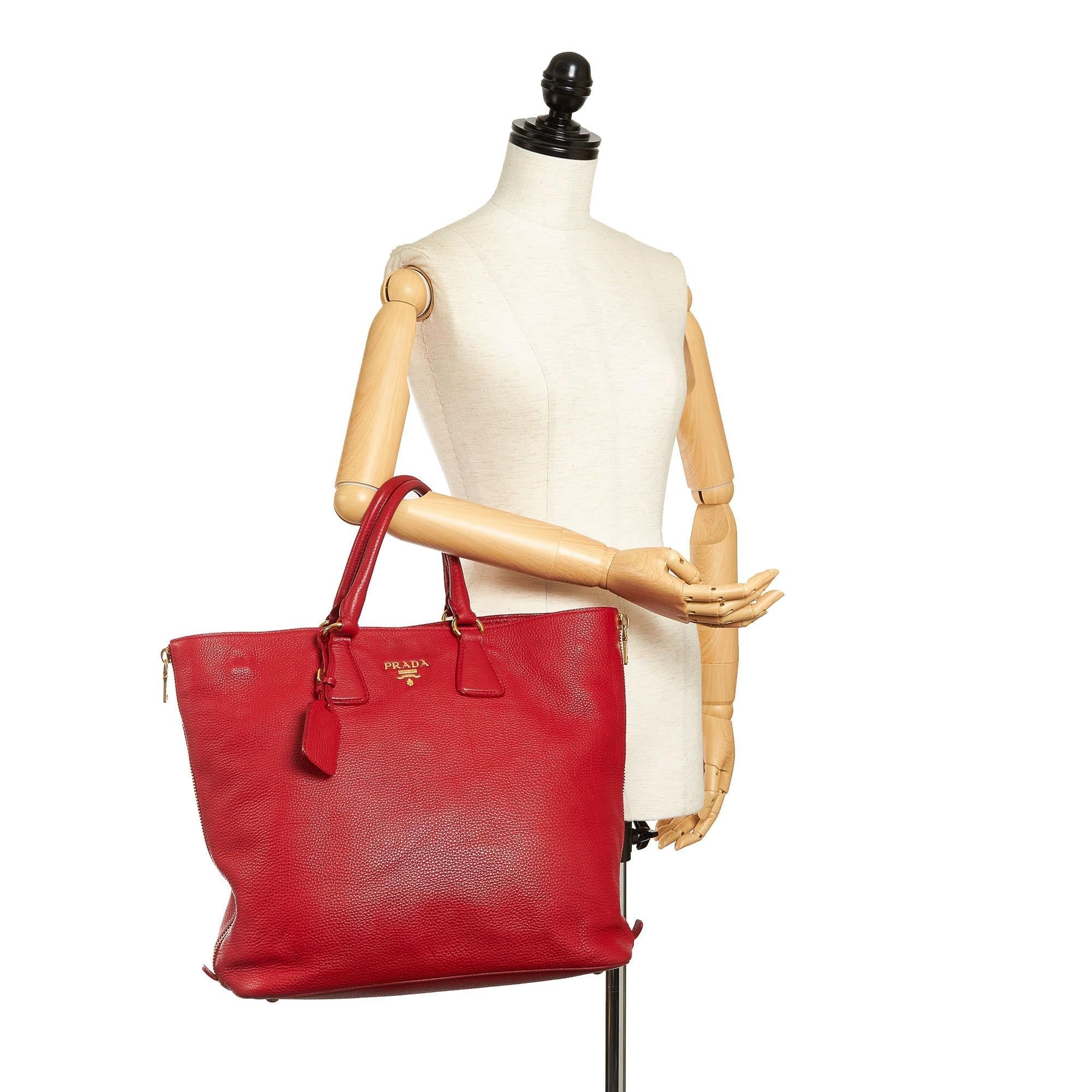 Prada Vitello Daino Leather Tote Bag (SHG-33945)