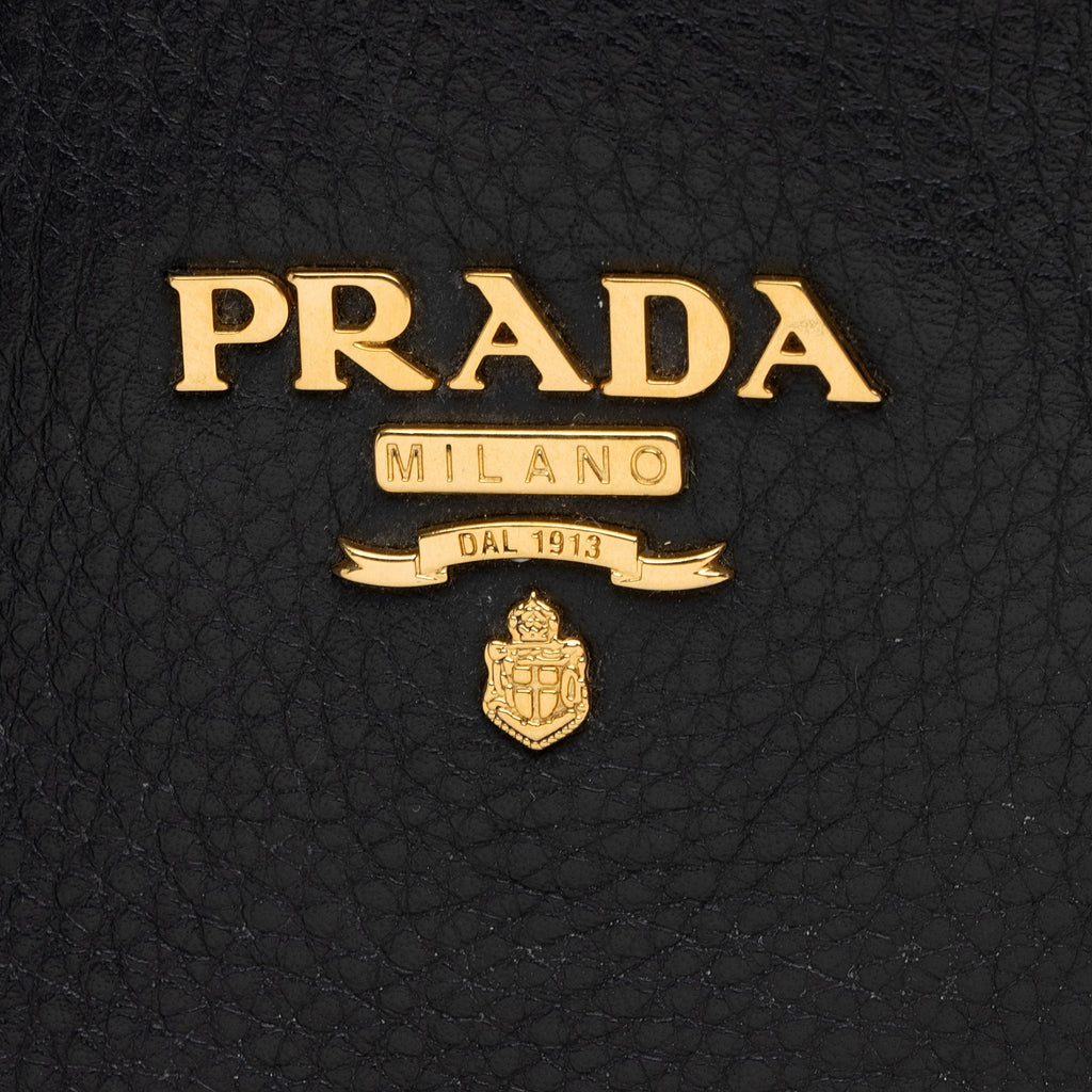 Prada Vitello Daino Shopping Tote (SHF-I79QkY)