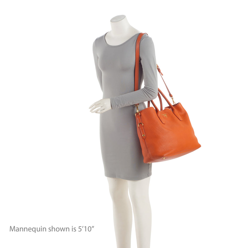 Prada Vitello Daino Shopping Tote (SHF-O52UVd)