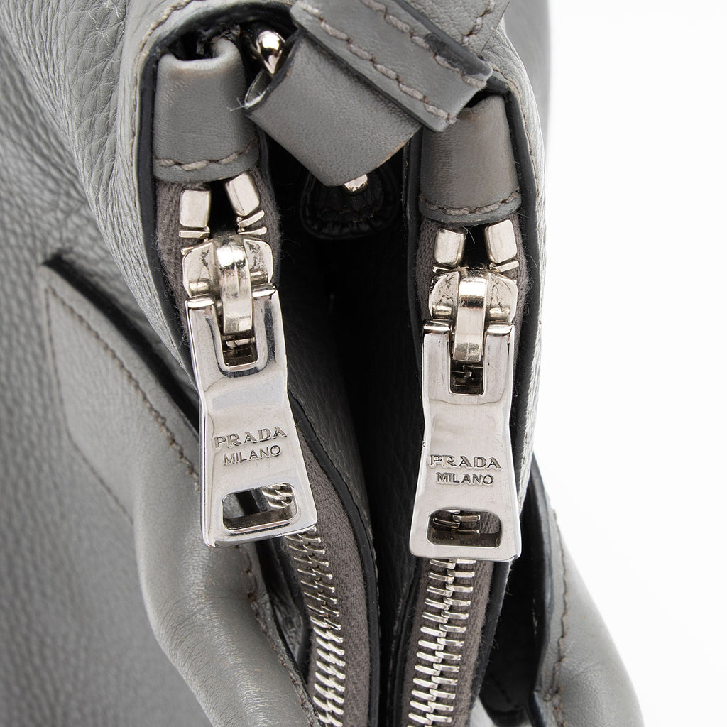 Prada Vitello Daino Shopping Tote (SHF-VEDEUE)
