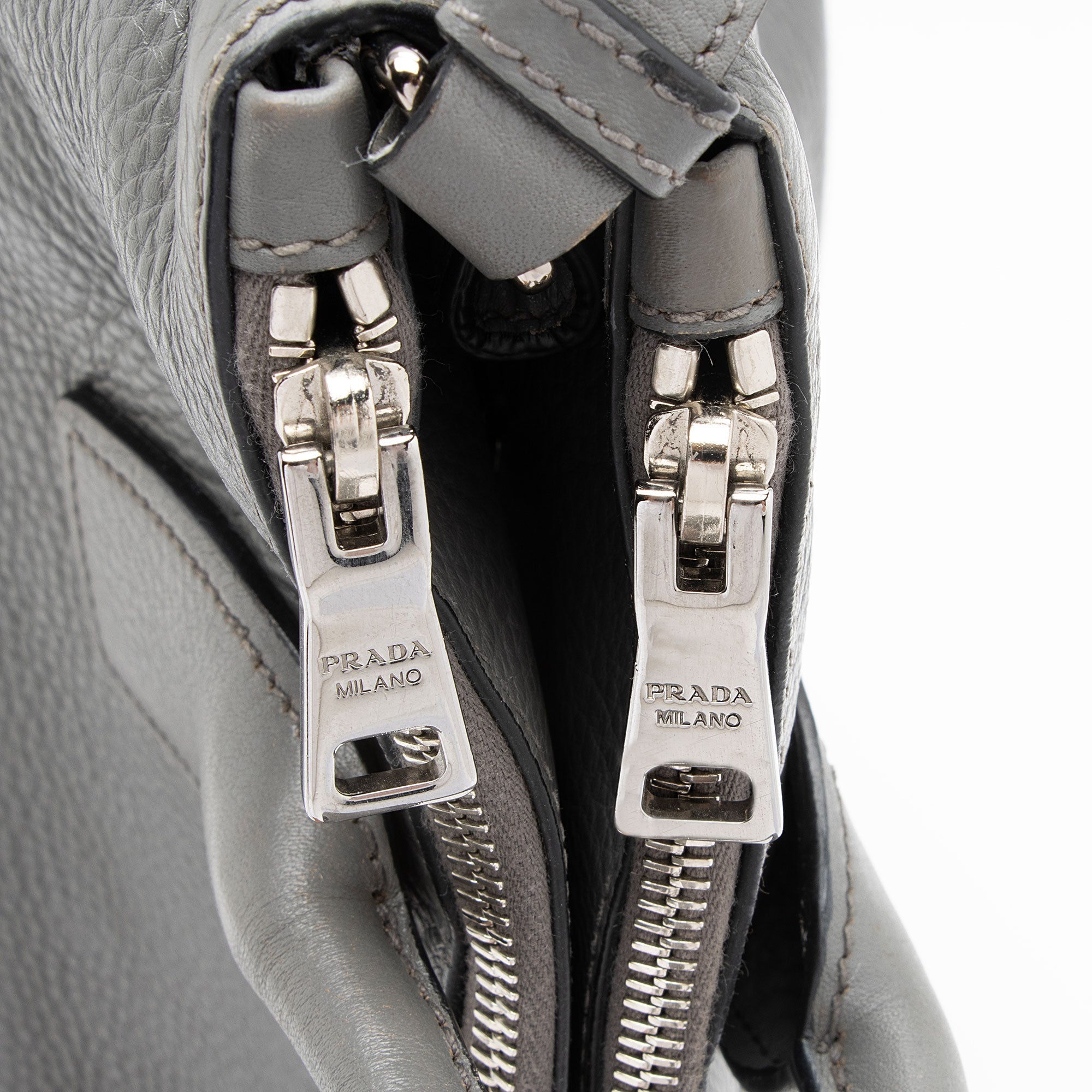 Prada Vitello Daino Shopping Tote (SHF-VEDEUE)